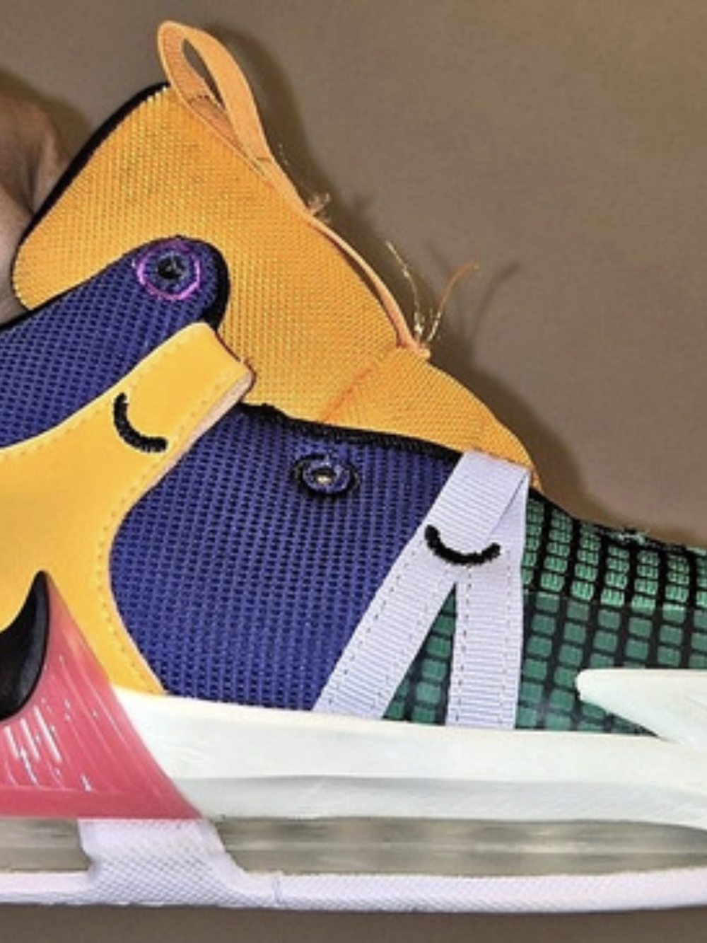 Nike LeBron Witness 8 'Lakers' (or similar multi-colorway) ) Colorblock Athletic